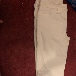 American Eagle white jeans